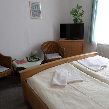 Hotel Zur Sonne Котбус Екстериор снимка