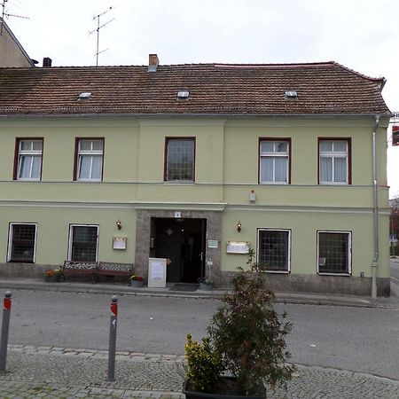 Hotel Zur Sonne Котбус Екстериор снимка